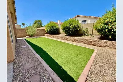 7568 W Kerry Lane, Glendale, AZ 85308 - Photo 13