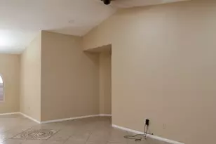 7568 W Kerry Ln, Glendale, AZ 85308 - Photo 5