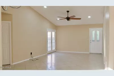 7568 W Kerry Lane, Glendale, AZ 85308 - Photo 3