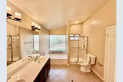 7568 W Kerry Lane, Glendale, AZ 85308 - Photo 7