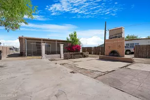 2423 W Yuma St, Phoenix, AZ 85009 - Photo 31