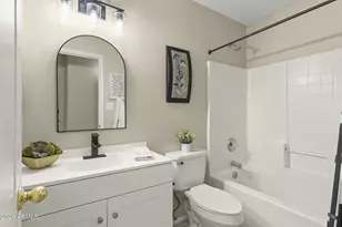 13159 W Port Royale Ln, Surprise, AZ 85379 - Photo 27