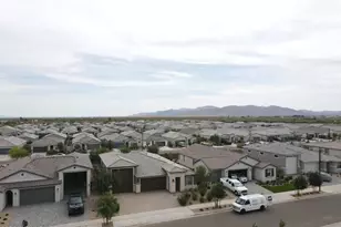 18558 W Swayback Pass, Wittmann, AZ 85361 - Photo 17