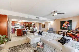 7970 E Camelback Road E, Scottsdale, AZ 85251 - Photo 9