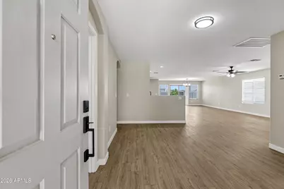 41192 N Vine Avenue, San Tan Valley, AZ 85140 - Photo 5