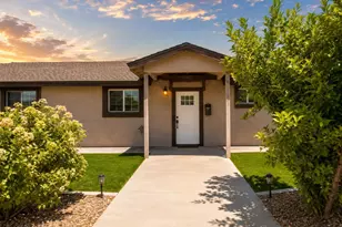1826 W Oraibi Dr, Phoenix, AZ 85027 - Photo 3