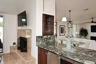 8176 E Del Barquero Dr, Scottsdale, AZ 85258 - Photo 11