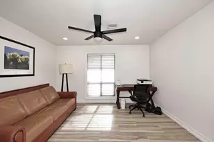 8176 E Del Barquero Dr, Scottsdale, AZ 85258 - Photo 23