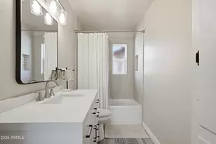 2345 E Heatherbrae Dr, Phoenix, AZ 85016 - Photo 7