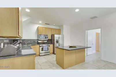3430 E Avalon Drive, Phoenix, AZ 85018 - Photo 13