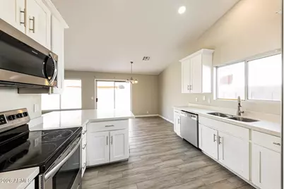 1706 W Ironwood Drive, Phoenix, AZ 85021 - Photo 9