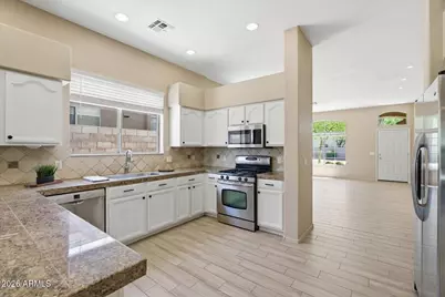 4606 E Chisum Trail, Phoenix, AZ 85050 - Photo 7