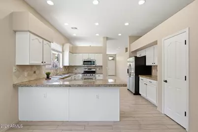 4606 E Chisum Trail, Phoenix, AZ 85050 - Photo 9
