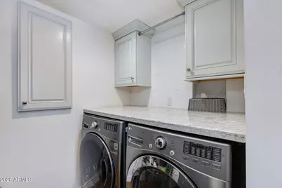 4081 E Campbell Avenue, Phoenix, AZ 85018 - Photo 21