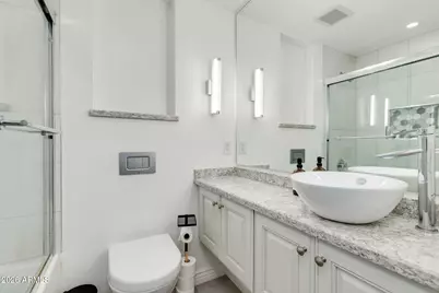 4081 E Campbell Avenue, Phoenix, AZ 85018 - Photo 17