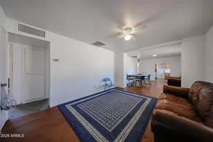 10226 N 15th Ave, Phoenix, AZ 85021 - Photo 9