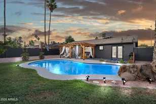 2512 S Evergreen Rd, Tempe, AZ 85282 - Photo 23