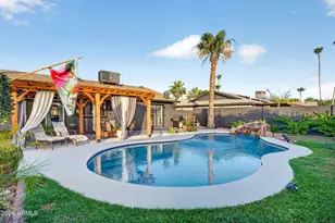 2512 S Evergreen Rd, Tempe, AZ 85282 - Photo 27