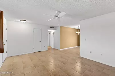 10413 W Roundelay Circle, Sun City, AZ 85351 - Photo 13