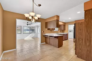 10413 W Roundelay Cir, Sun City, AZ 85351 - Photo 9