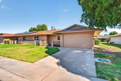 10413 W Roundelay Circle, Sun City, AZ 85351 - Photo 3