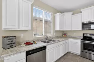 8857 N 101st Dr, Peoria, AZ 85345 - Photo 9