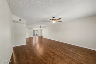 10129 W Pine Springs Dr, Sun City, AZ 85373 - Photo 3