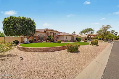 4637 W Misty Willow Lane, Glendale, AZ 85310 - Photo 7