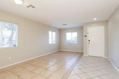 6249 W Encinas Lane, Phoenix, AZ 85043 - Photo 11