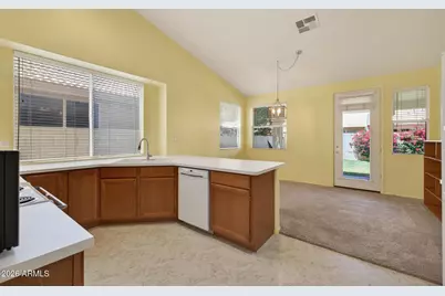 1068 W Glenmere Drive, Chandler, AZ 85224 - Photo 9