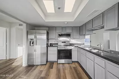 7809 W Monterey Way, Phoenix, AZ 85033 - Photo 17