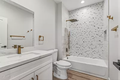 2601 E Clarendon Avenue #20, Phoenix, AZ 85016 - Photo 37