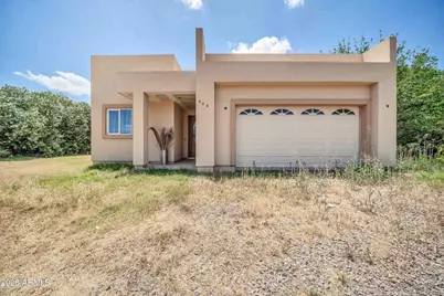 909 W Tamarisk Street, Phoenix, AZ 85041 - Photo 1