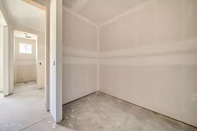 909 W Tamarisk Street, Phoenix, AZ 85041 - Photo 21