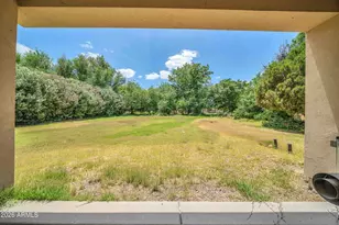 909 W Tamarisk St, Phoenix, AZ 85041 - Photo 29