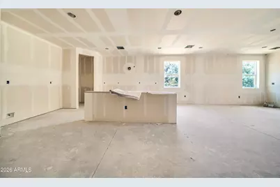 909 W Tamarisk Street, Phoenix, AZ 85041 - Photo 7