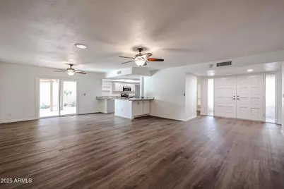 26033 S Hollygreen Drive, Sun Lakes, AZ 85248 - Photo 9