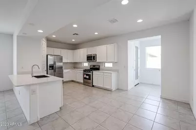 16554 W Questa Drive, Surprise, AZ 85387 - Photo 7