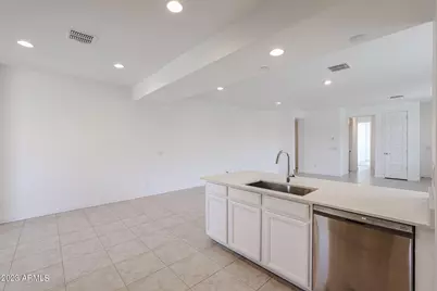 16554 W Questa Drive, Surprise, AZ 85387 - Photo 13