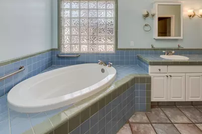526 E Flynn Lane, Phoenix, AZ 85012 - Photo 21