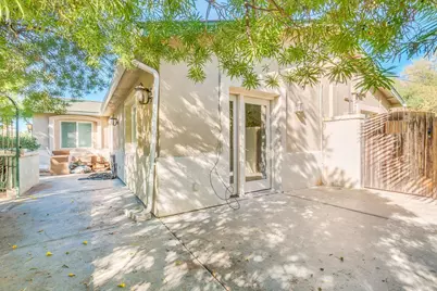 526 E Flynn Lane, Phoenix, AZ 85012 - Photo 35
