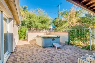 526 E Flynn Ln, Phoenix, AZ 85012 - Photo 39