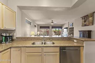 15842 W Lahlum Ln, Surprise, AZ 85374 - Photo 9