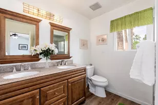 2426 E Sahuaro Dr, Phoenix, AZ 85028 - Photo 11
