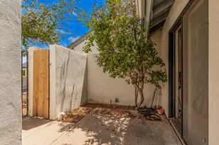 302 N Sycamore, Mesa, AZ 85201 - Photo 15