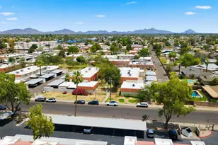 7825 N 49th Ave, Glendale, AZ 85301 - Photo 23