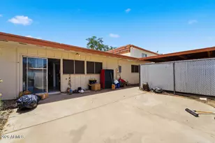7825 N 49th Ave, Glendale, AZ 85301 - Photo 17