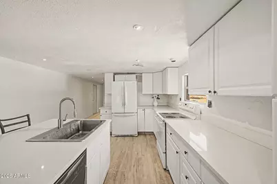 14080 N Palo Verde Drive, Maricopa, AZ 85138 - Photo 11