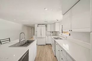 14080 N Palo Verde Dr, Maricopa, AZ 85138 - Photo 11