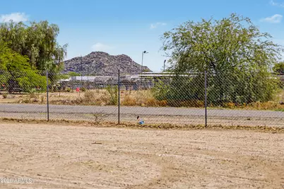14080 N Palo Verde Drive, Maricopa, AZ 85138 - Photo 33